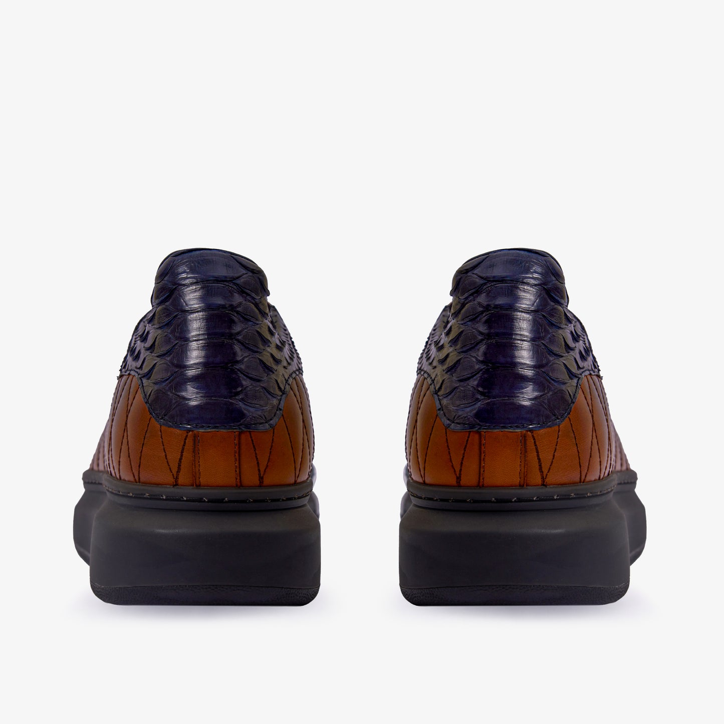 The Adler Pyht Snk Skin Tan & Navy Men Sneaker