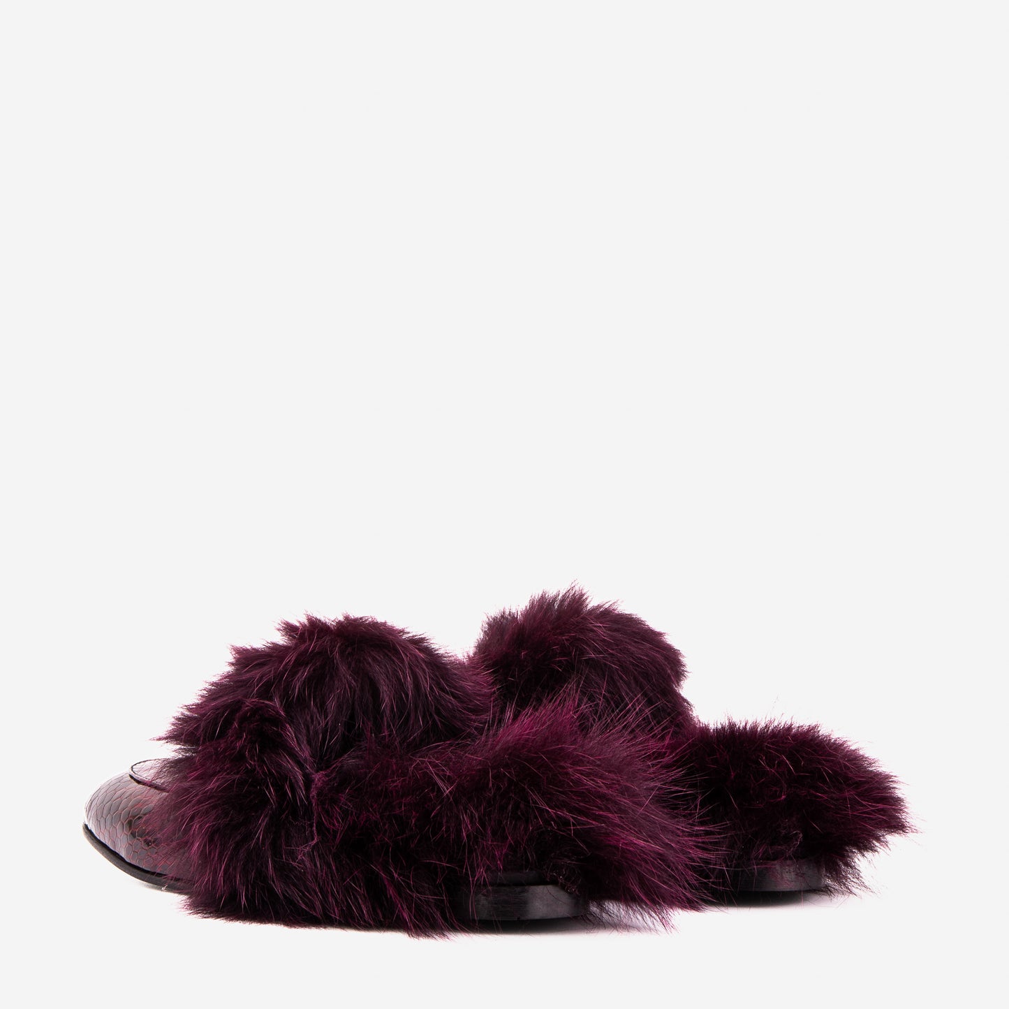 La zapatilla para mujer Izmir Burgundy de charol con piel natural