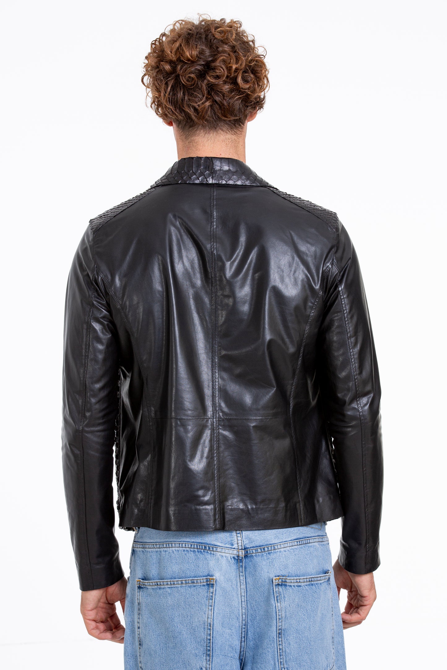 Chaqueta de piel de pitón tejida a mano de color negro para hombre de Bedford