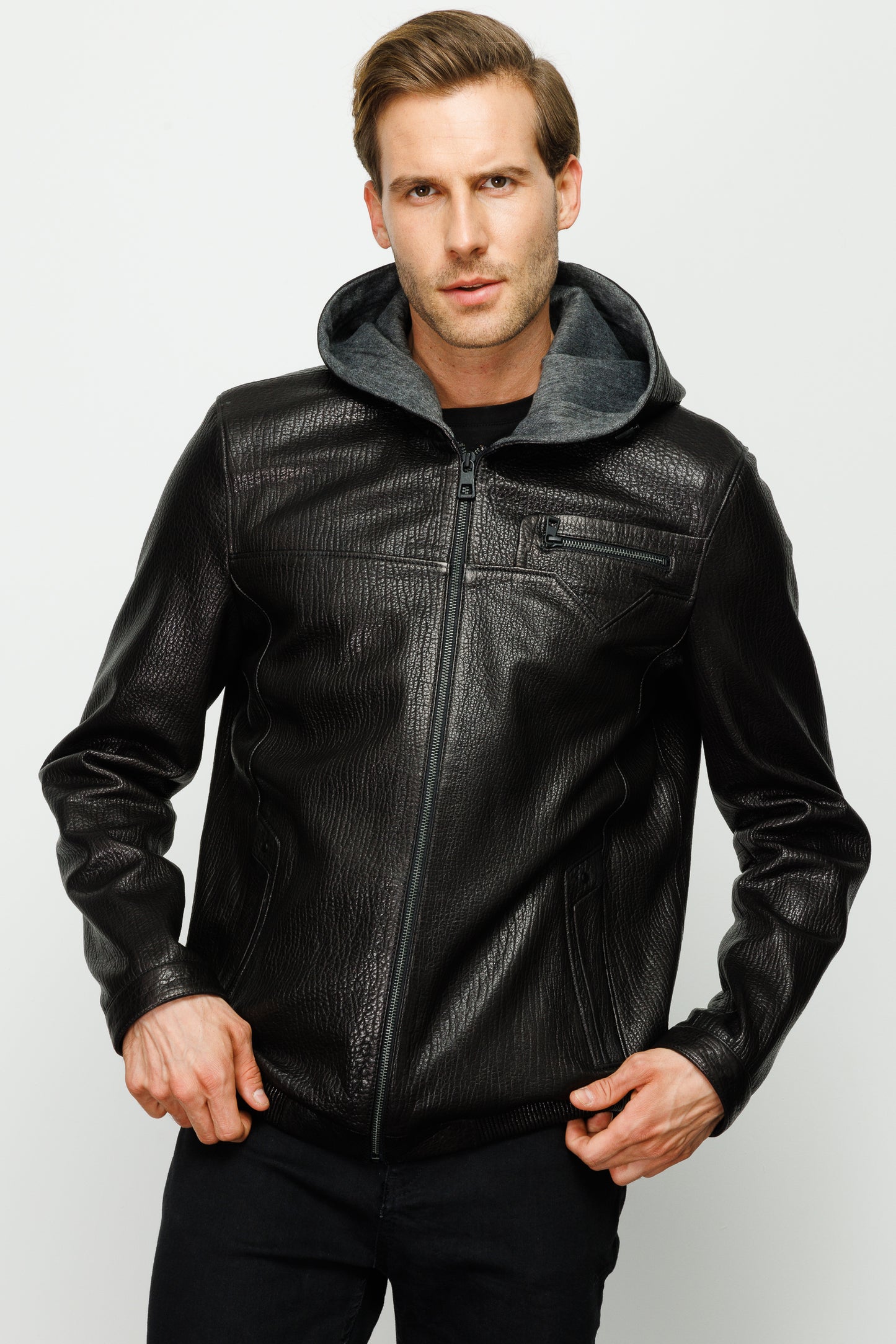 La chaqueta de cuero negra para hombre Byron Ribi