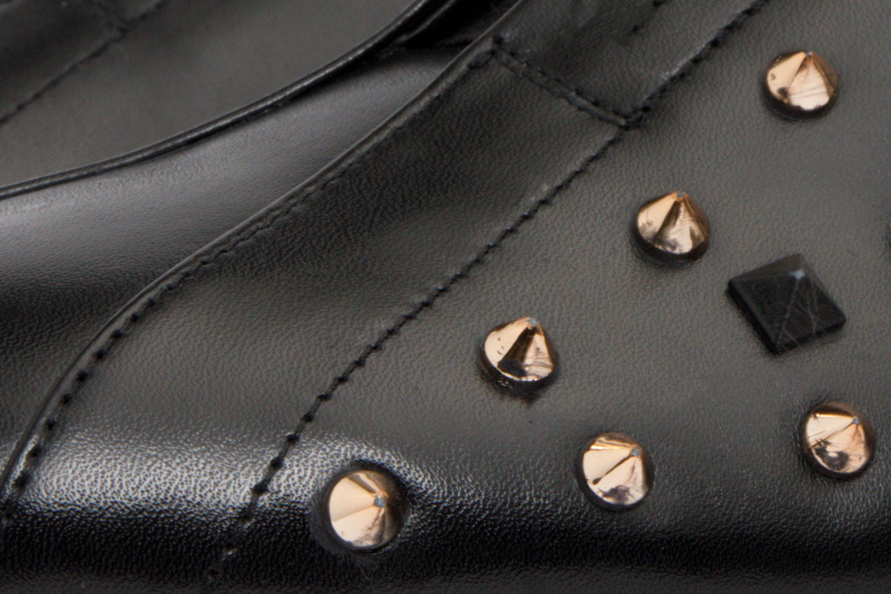 Zapatilla de cuero con púas negras Infanta para hombre, edición limitada