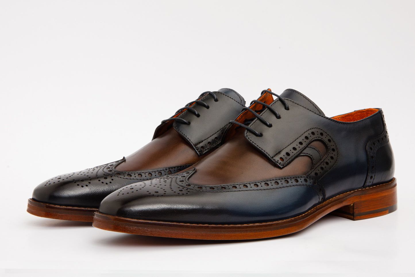 حذاء Neiva Navy/Brown Wingtip Semi Brogue Derby للرجال