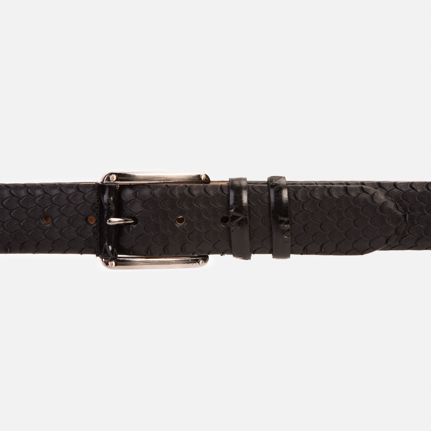 Cinturón de cuero negro de los Césares