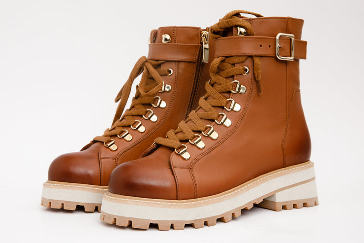 The Belgrano Tan Leather Lace-Up Ankle Boot With a Side Zipper