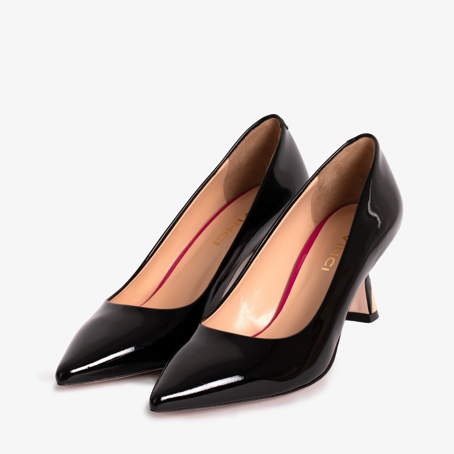 Zapatos de salón de piel de charol negro Brunello para mujer