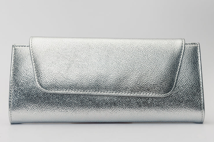 EGE SILVER   LEATHER  CLUTCH