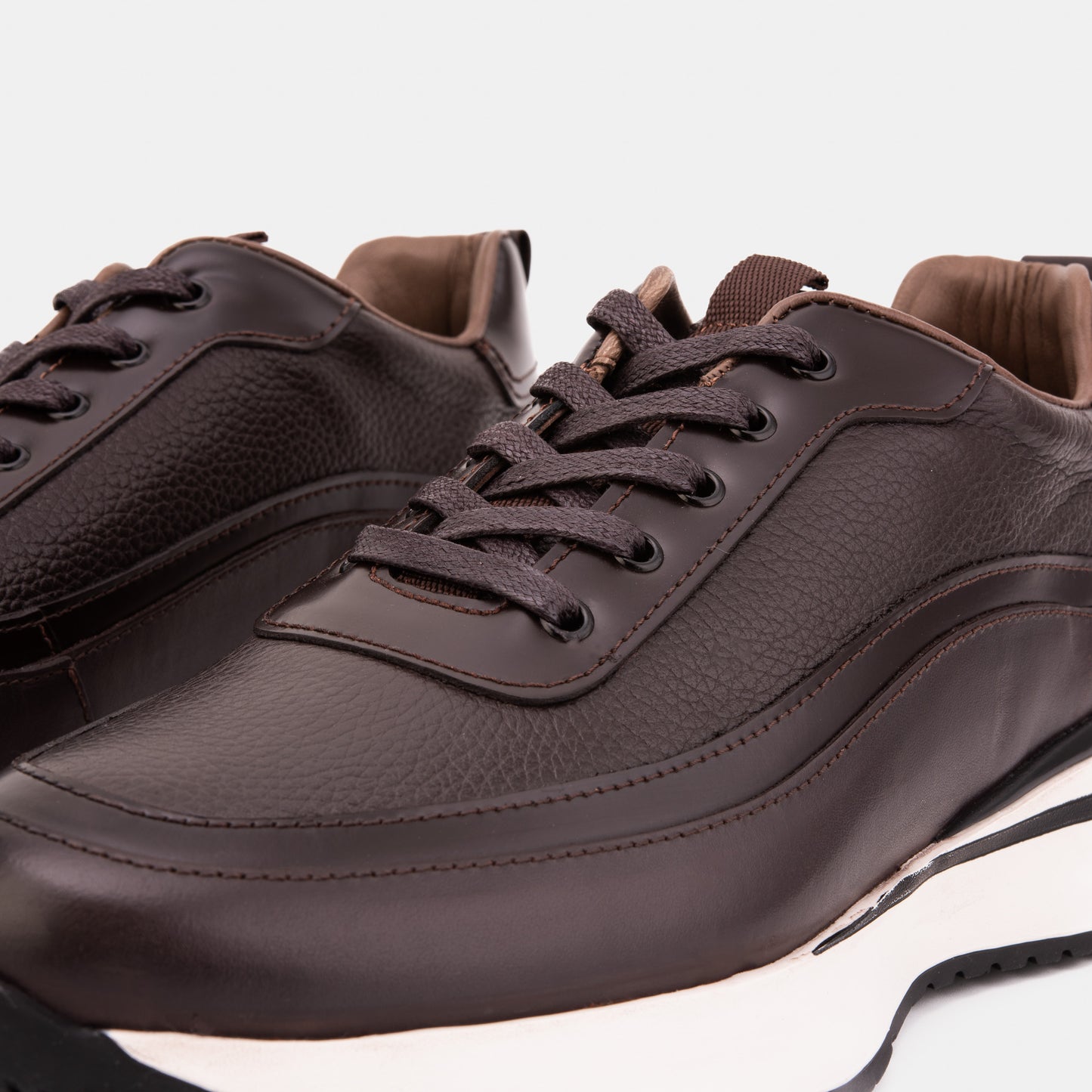 The Modena Brown Leather Men Sneaker
