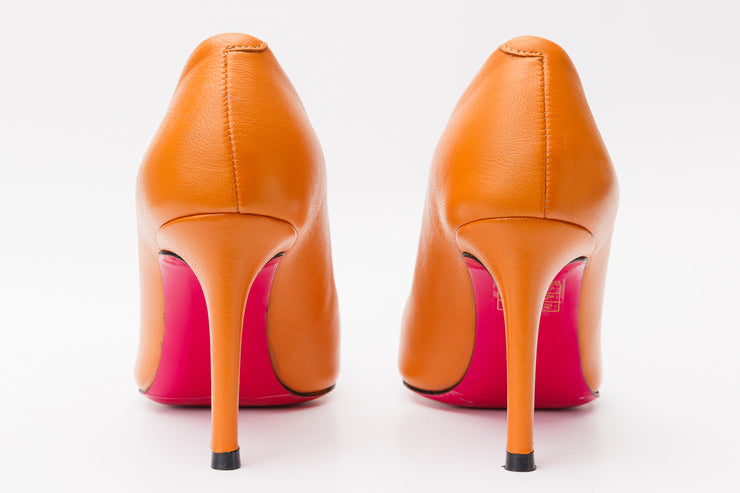 The Maneadero Orange Leather Pump Fuchsia Sole