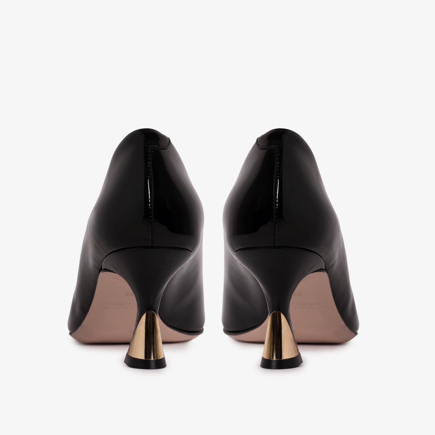 Zapatos de salón de piel de charol negro Brunello para mujer