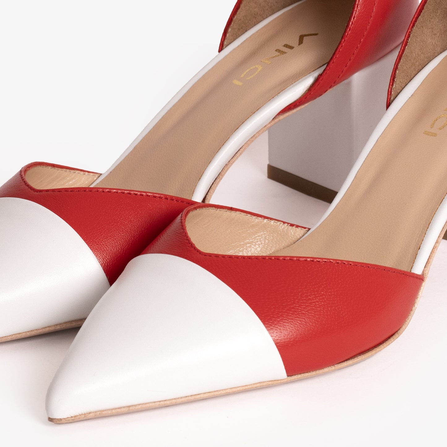 Sandalia de piel roja Noella para mujer