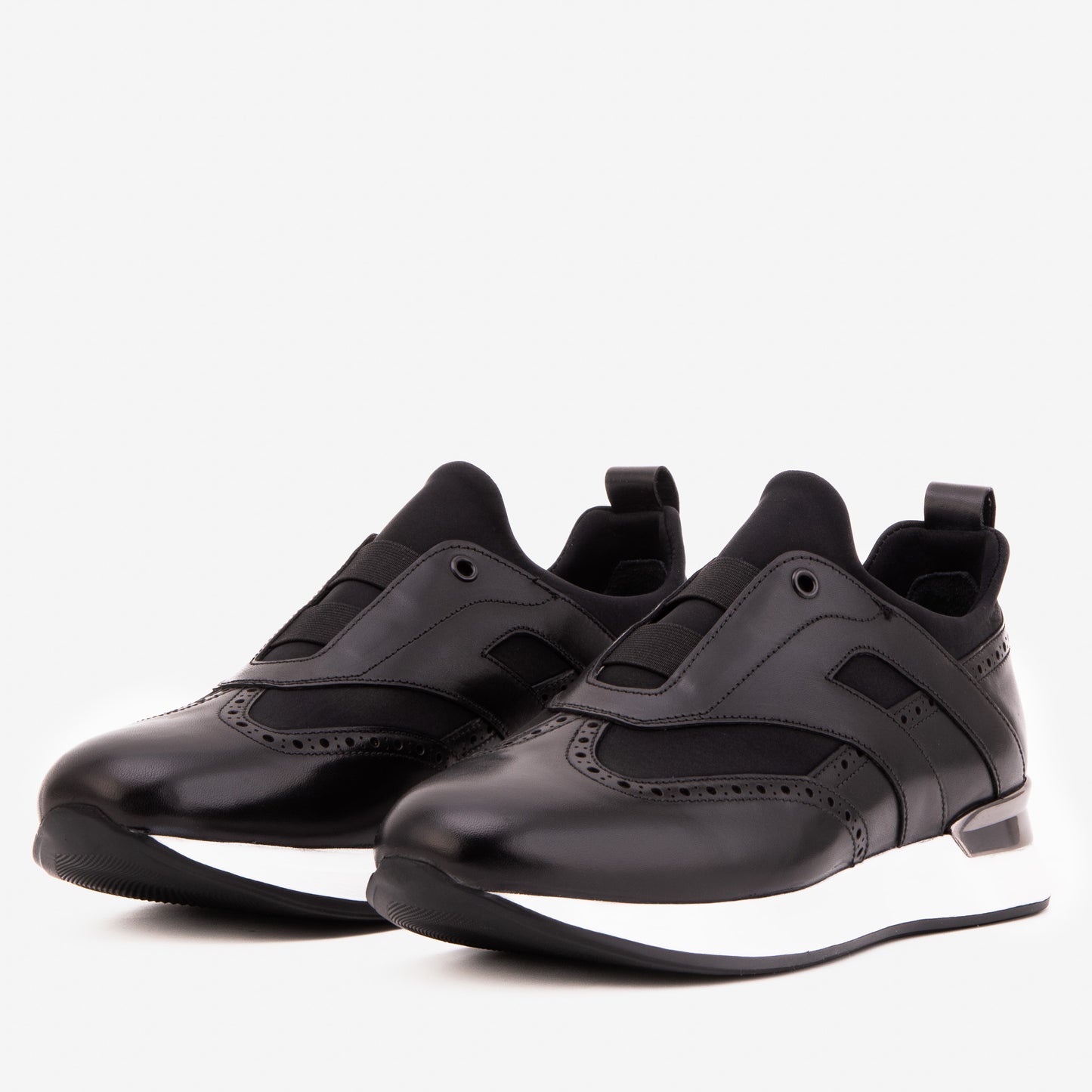 The Arcadia Black Leather Men Sneaker