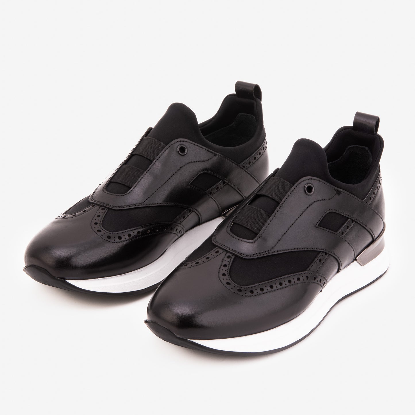 The Arcadia Black Leather Men Sneaker