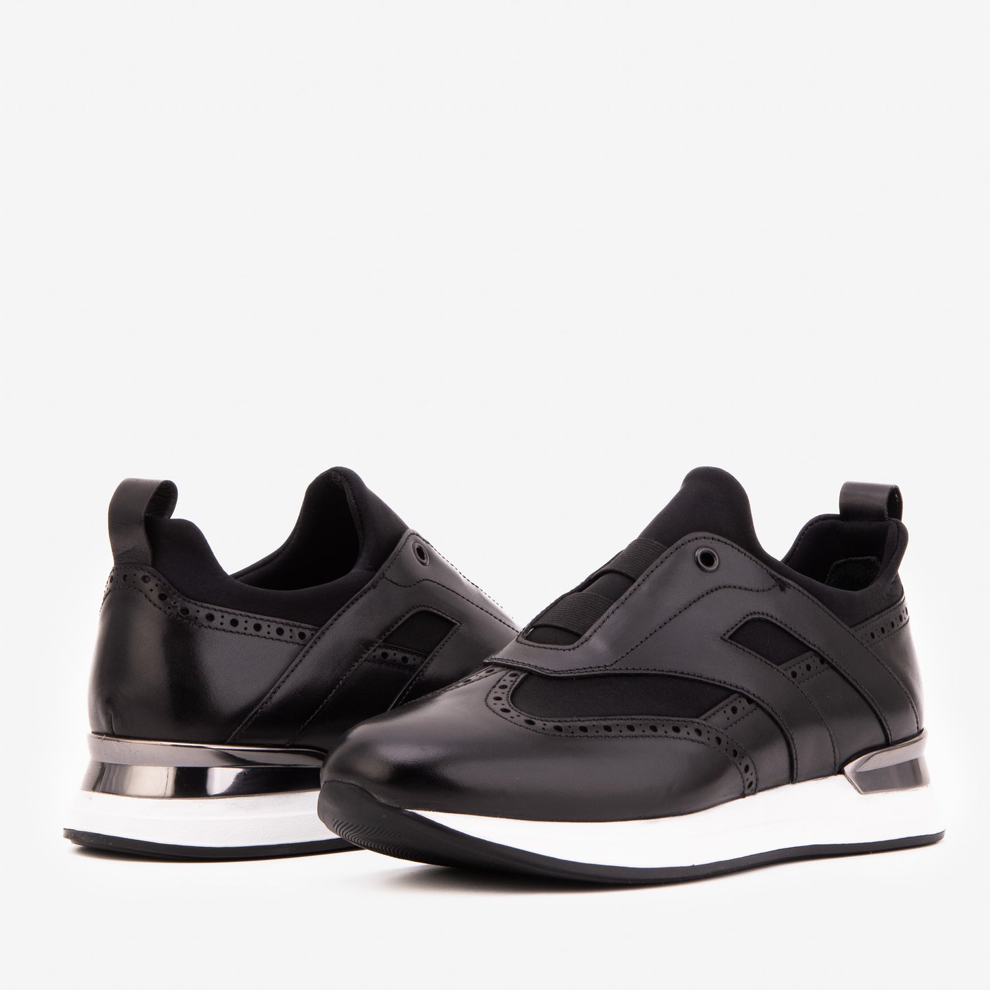 The Arcadia Black Leather Men Sneaker