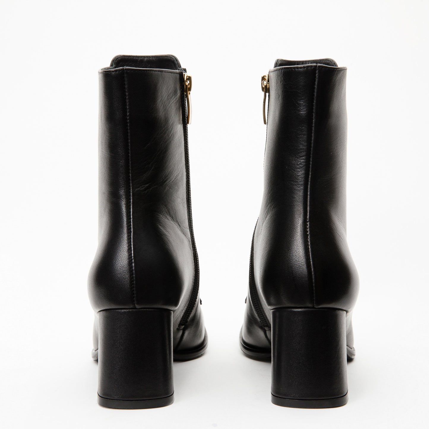 The Bukres Black Leather Block Heel Women Boot