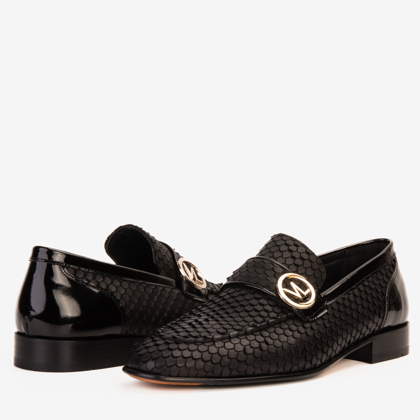 El zapato de vestir de cuero negro Monarch para hombre