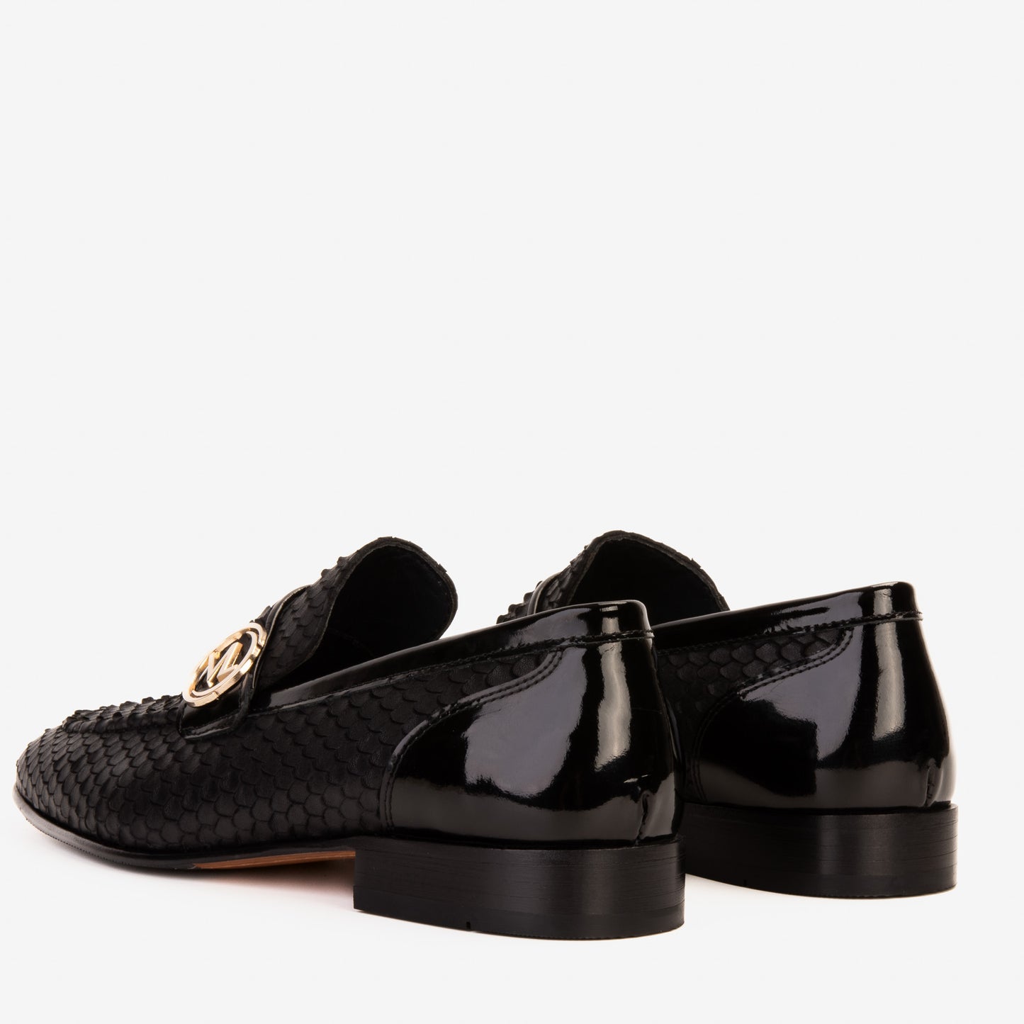 El zapato de vestir de cuero negro Monarch para hombre