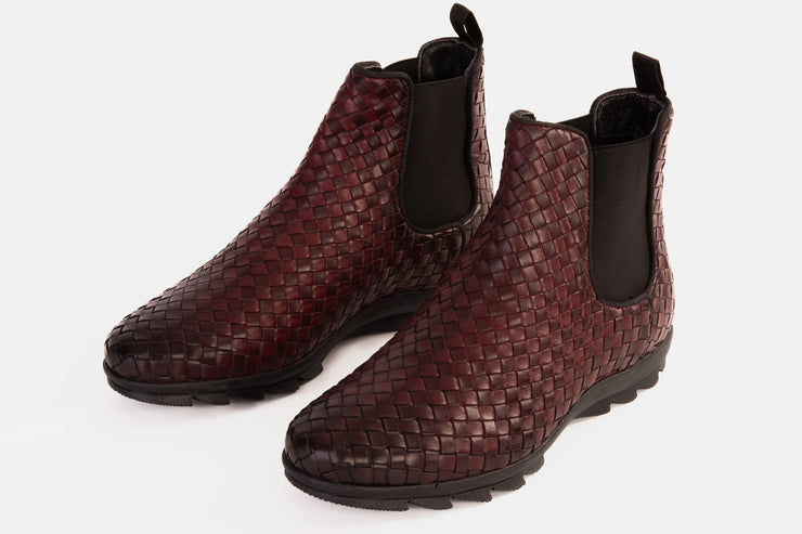 The Luxpre Burgundy Leather Handwoven Casual Chelsea Boot