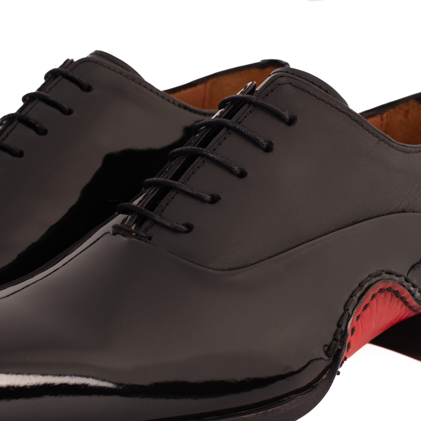 The Royal Hand Craft Black Patent Leather Plain Toe Oxford Men Shoe