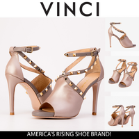 صندل ريبنيكا الجلدي ذو حزام الكاحل باللون البيج للنساء