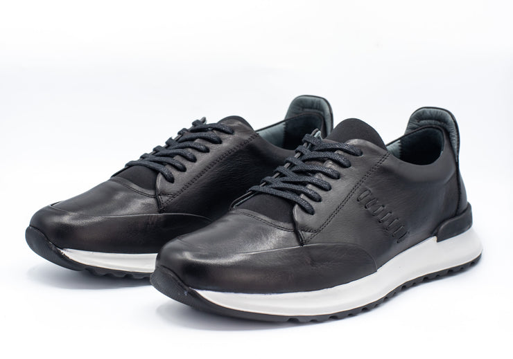 The San Salvador Black Leather Sneaker