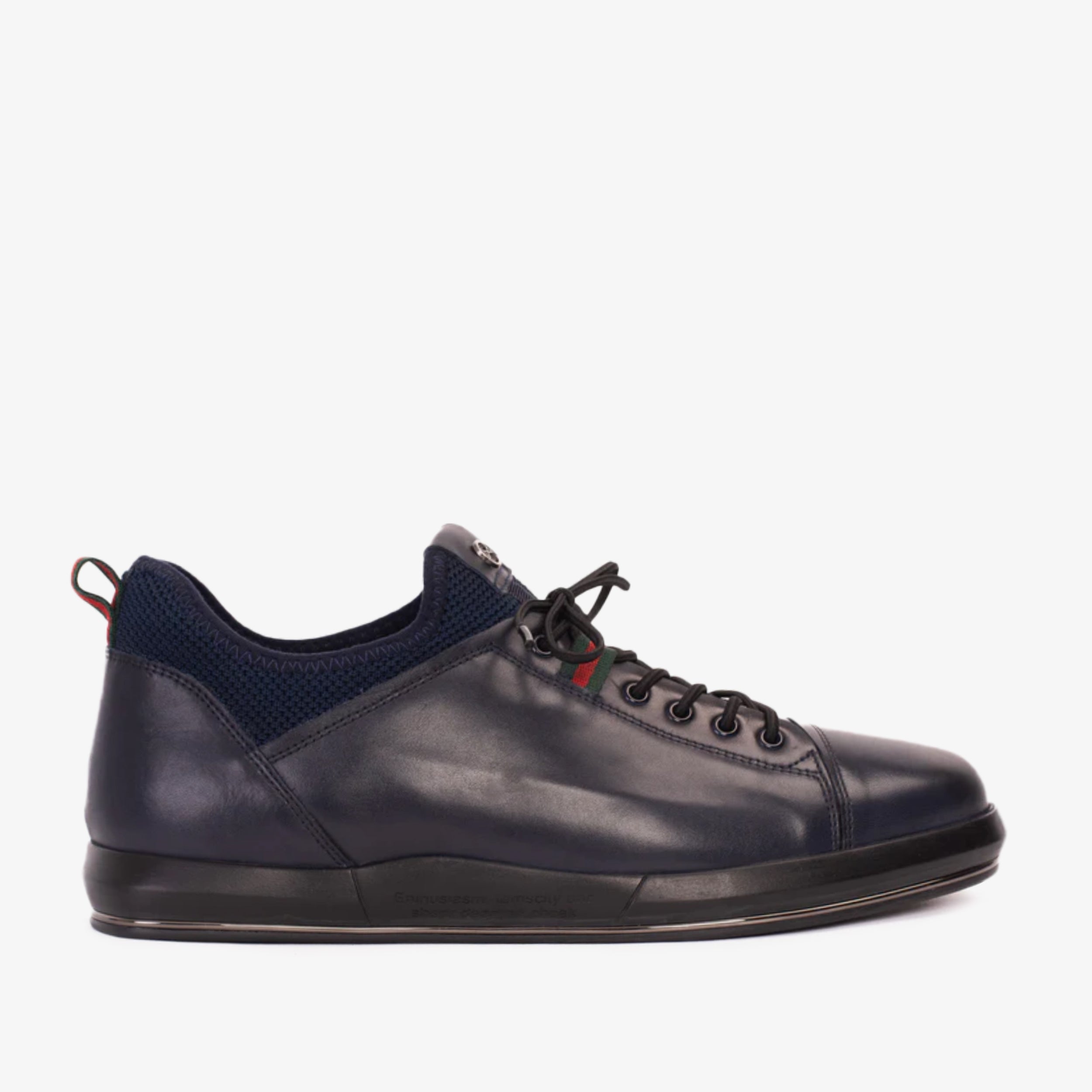The Hoxton Navy Leather Men  Sneaker