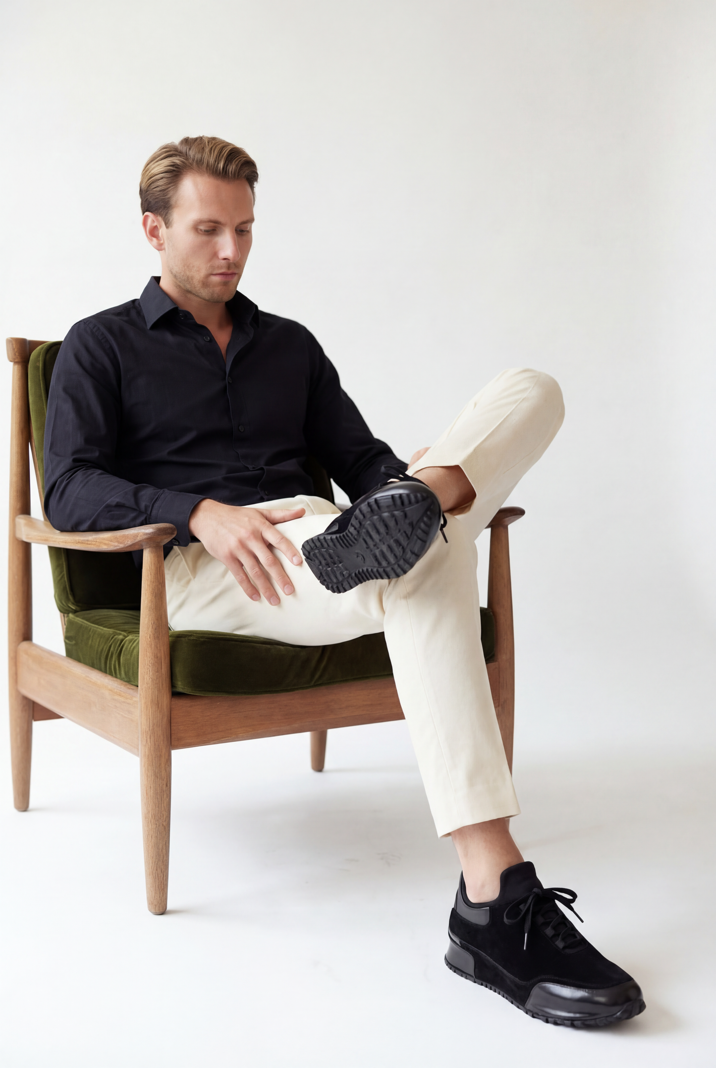 The Hudson Black Suede Men Sneaker
