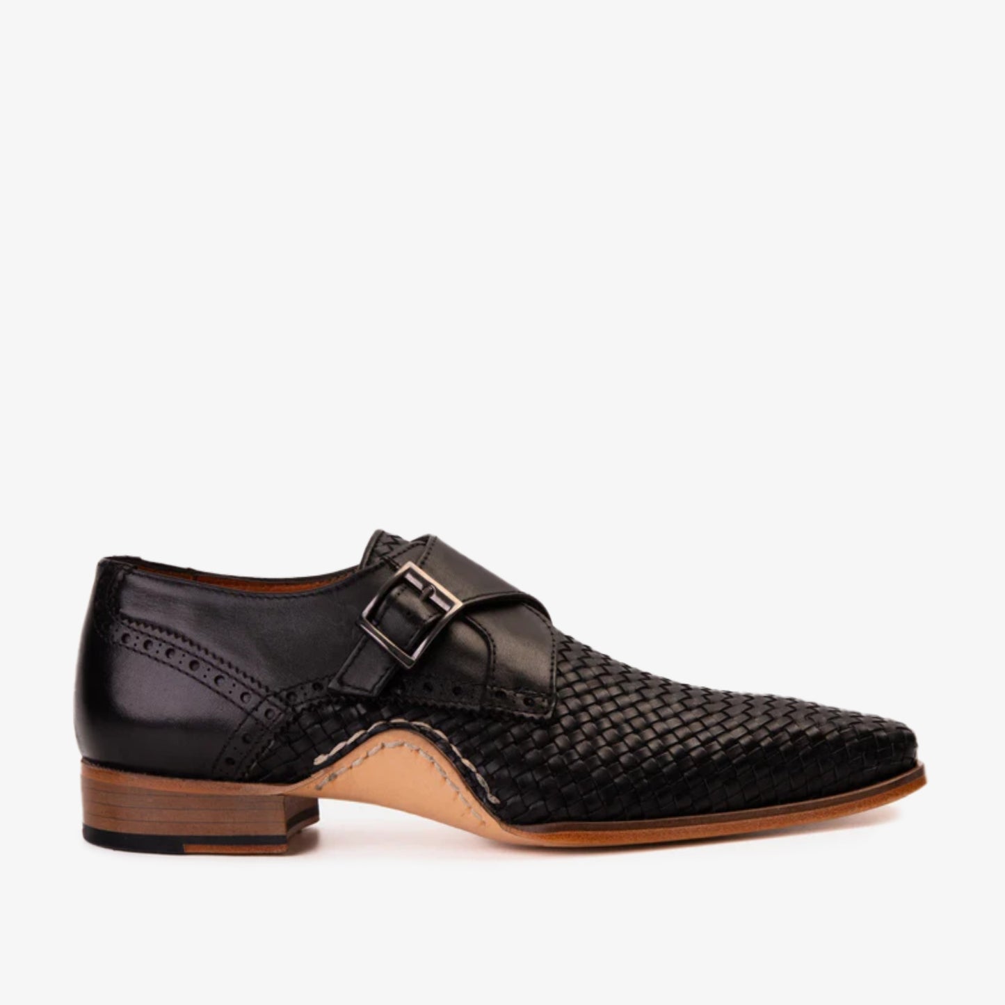 Zapato de hombre hecho a mano con una sola hebilla de cuero negro tejido Rolls