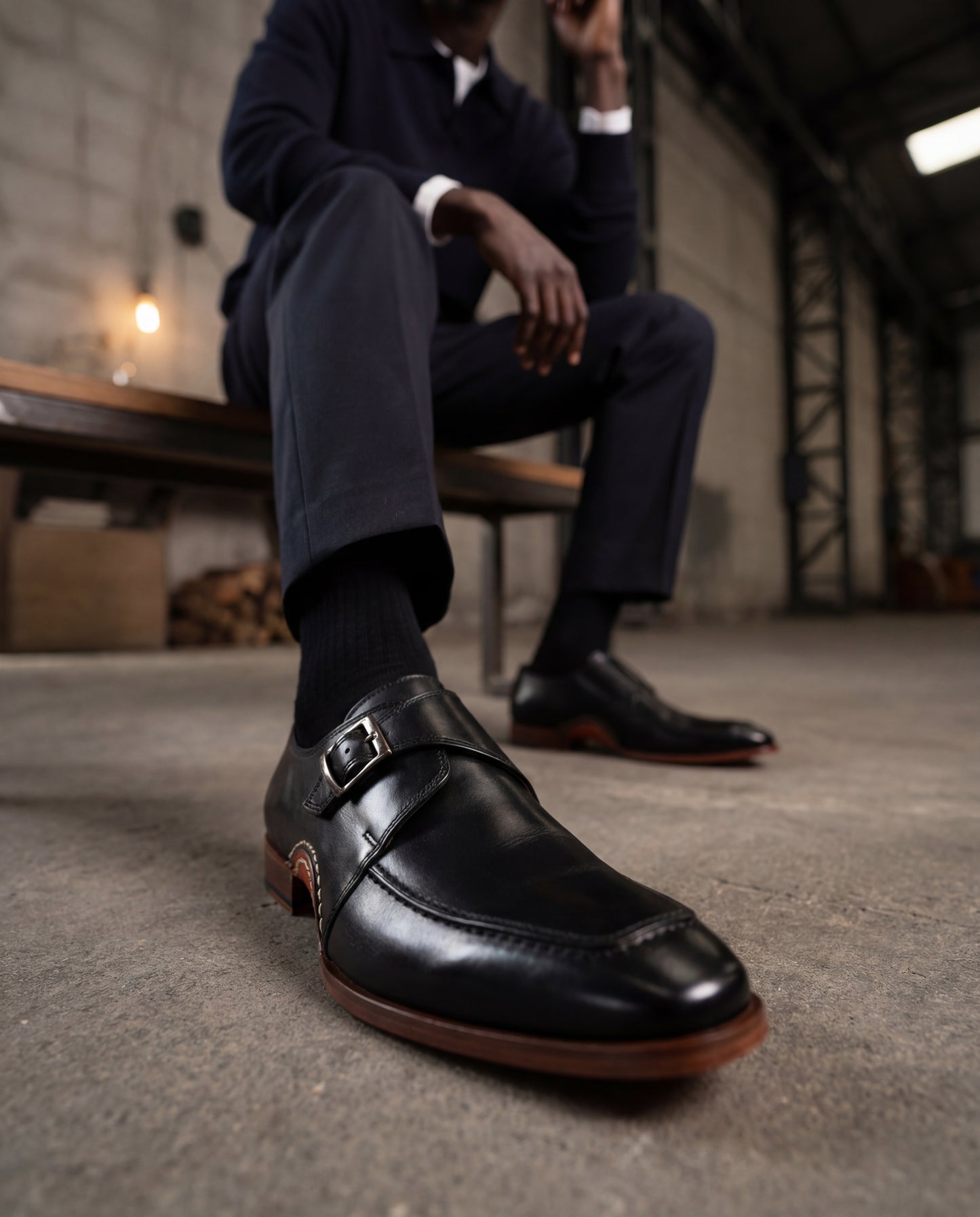 Zapato de hombre hecho a mano con correa de monje simple en color negro Hagrid
