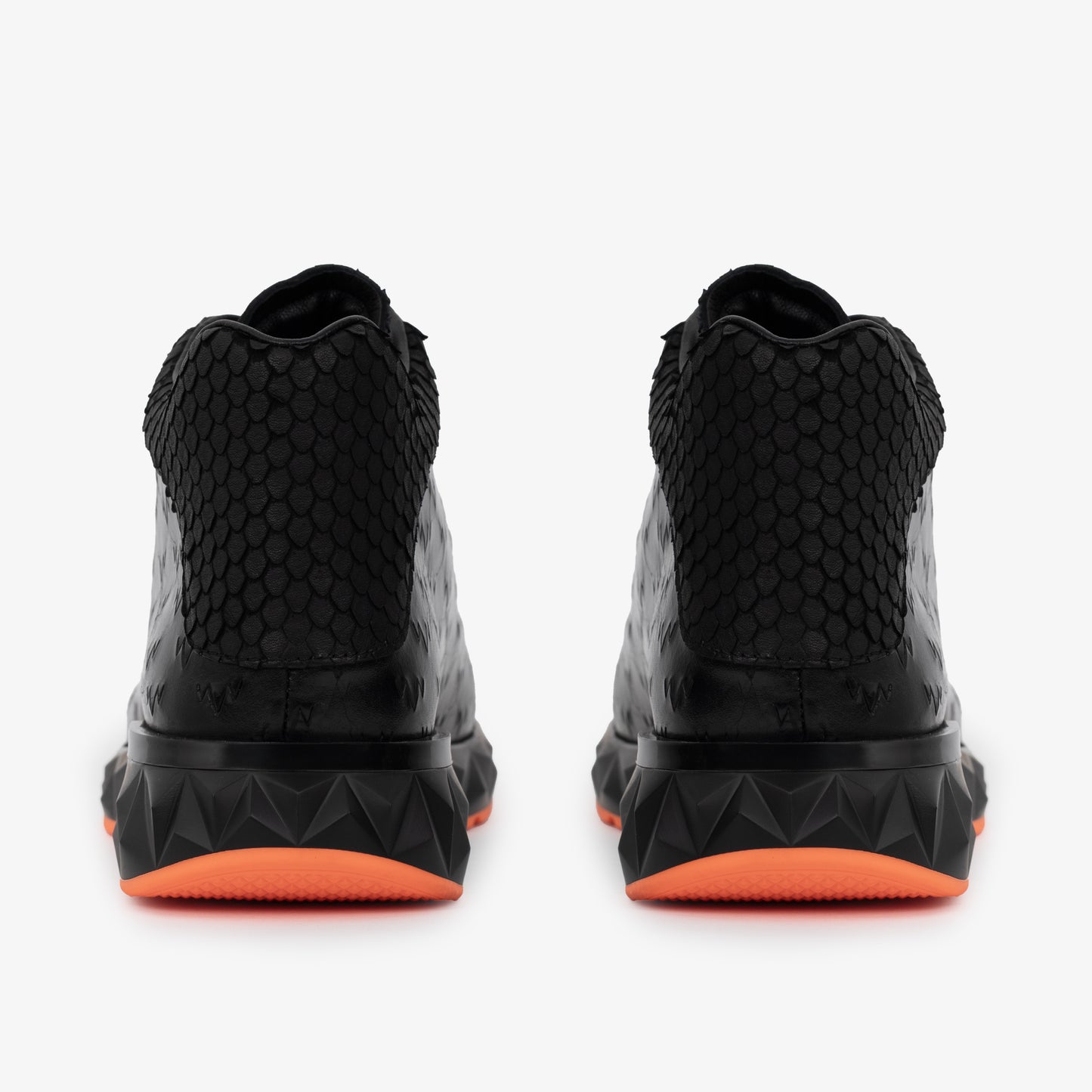 Zapatillas altas de cuero negro para hombre The Caesars