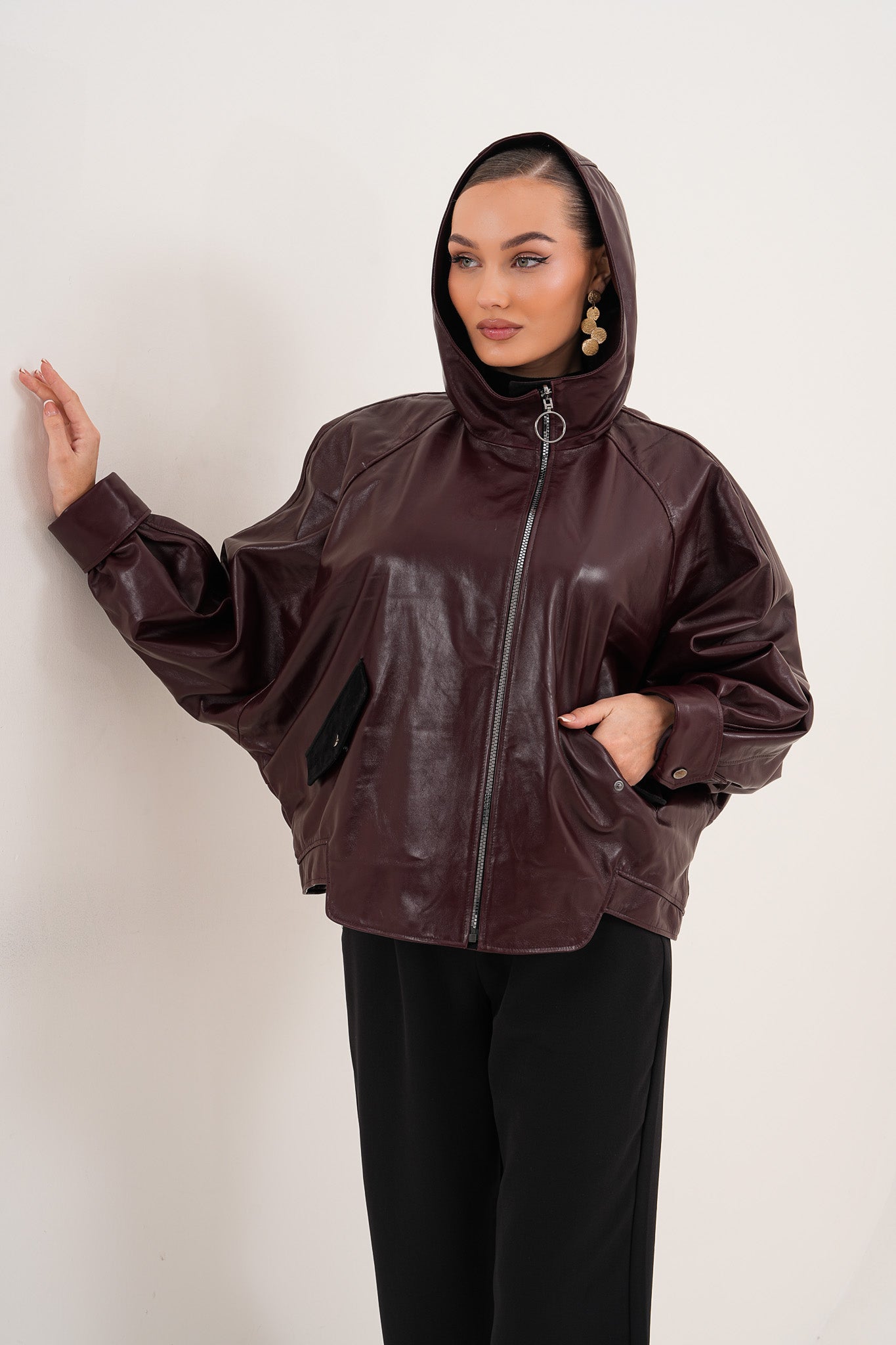جاكيت نسائي جلدي Marvella باللون بورغندي