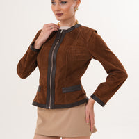 سترة نسائية قابلة للارتداء بوجهين Nyvessa من جلد الغزال البني والجلد البني الغامق