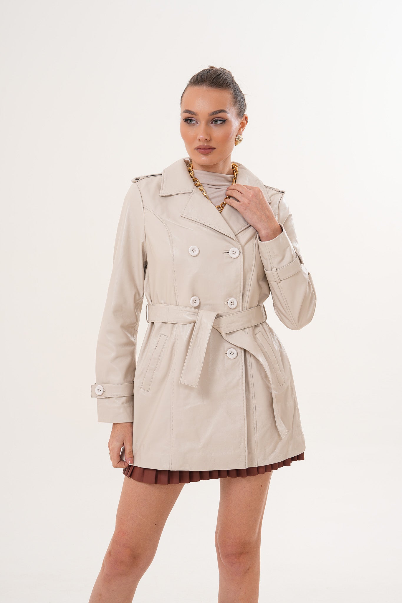 جاكيت ترنش نسائي من الجلد باللون البيج الفاتح Caelith