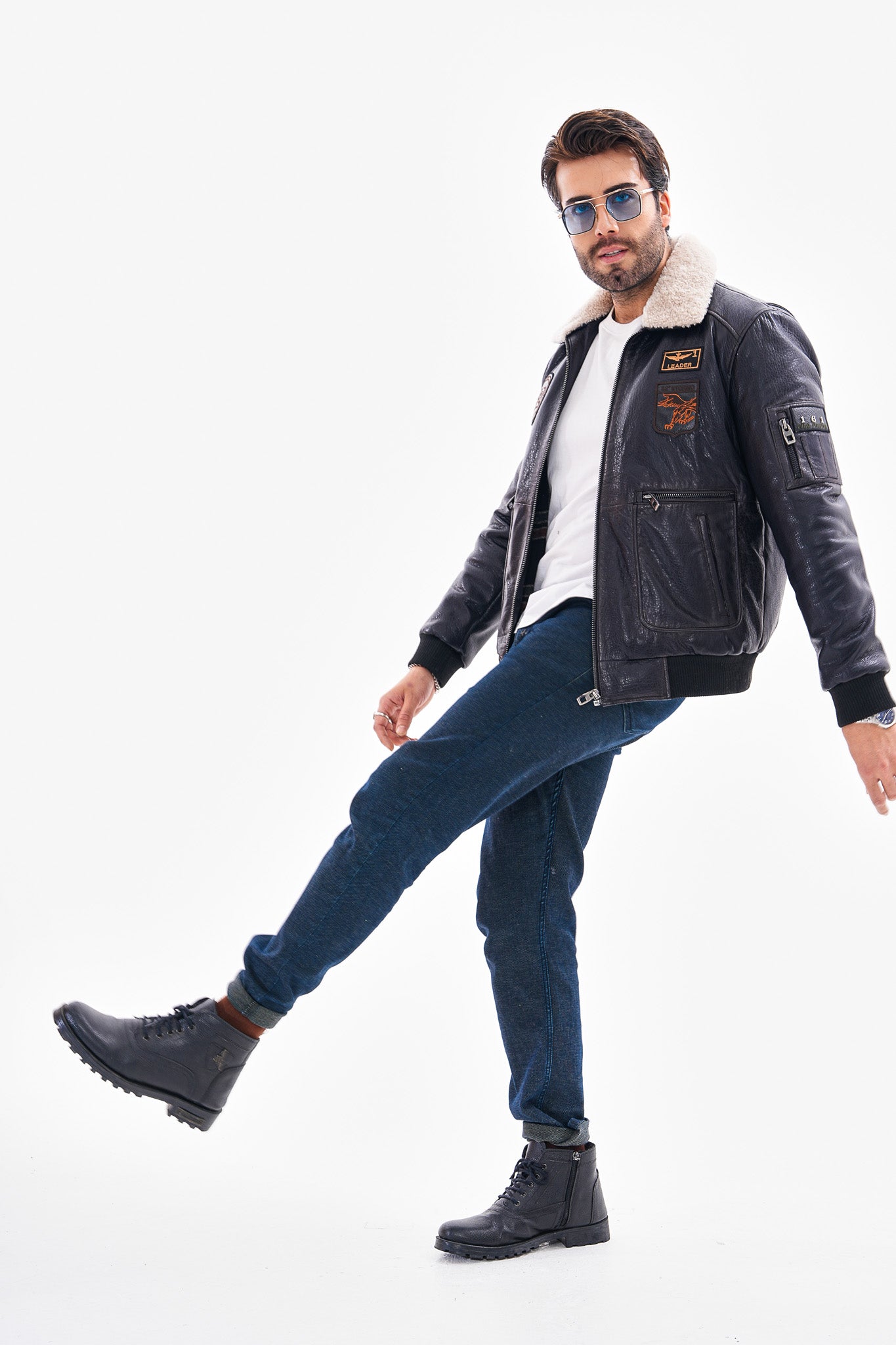 La chaqueta de cuero para hombre The Northway en piel de cordero color azul marino