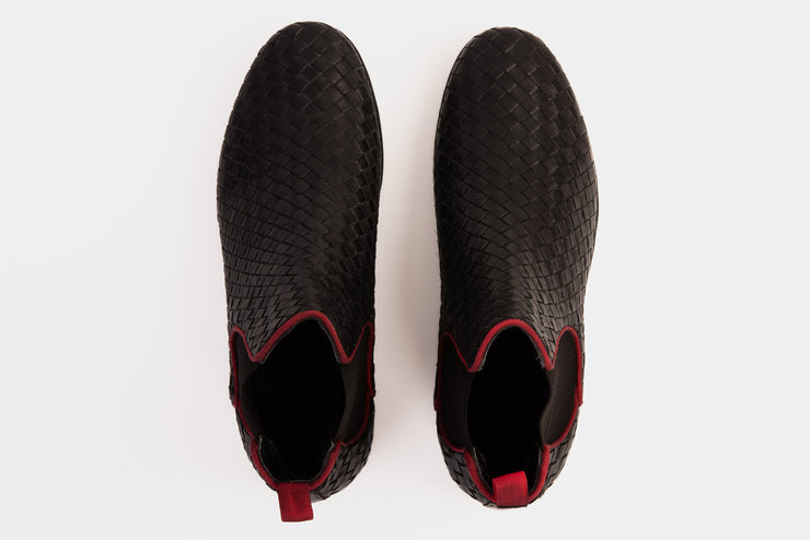 The Luxpre Black Leather Handwoven Casual Chelsea Boot
