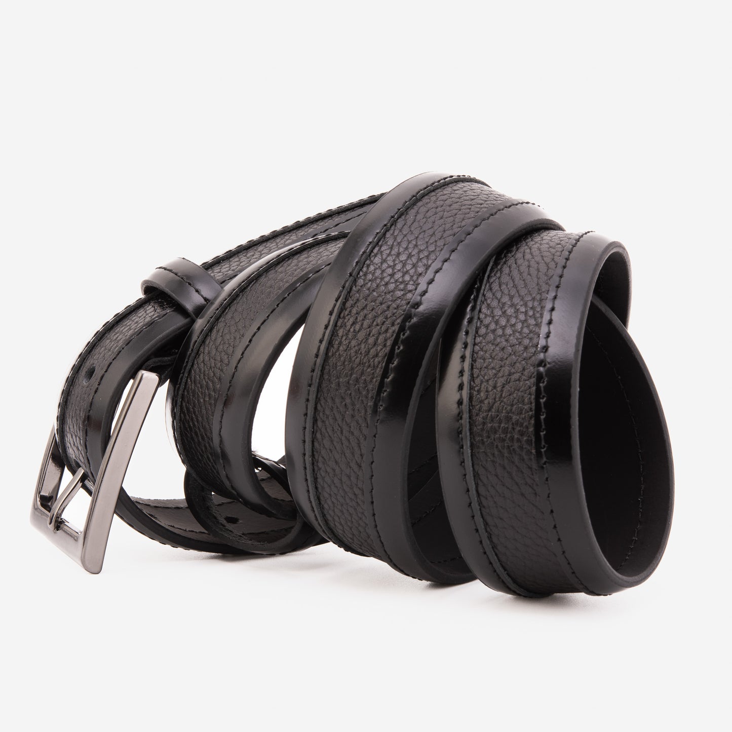 The Everest & Rockwell Black Leather Belt