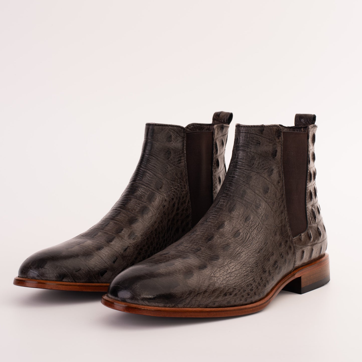 ¡La bota de vestir para hombre Chelsea de cuero Vizon Sirocco en venta final!