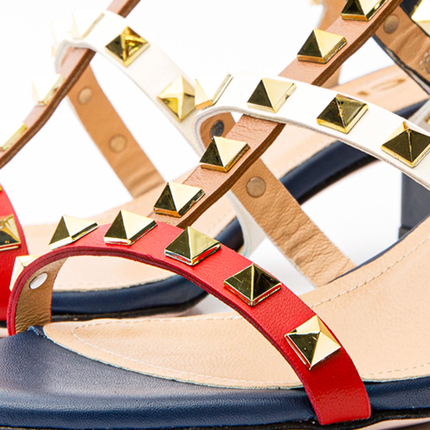 Sandalia de mujer de piel con múltiples tiras multicolor Nejapa