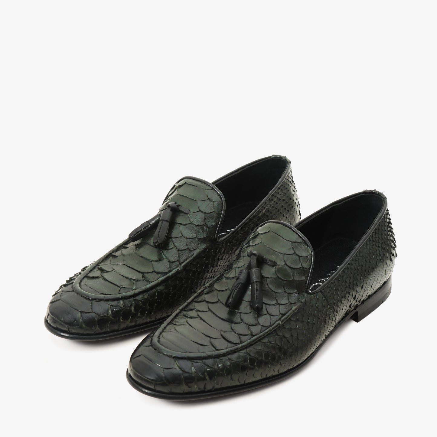The Bethesda Green Pyhtn Skin Leather Tassel Loafer Men Shoe