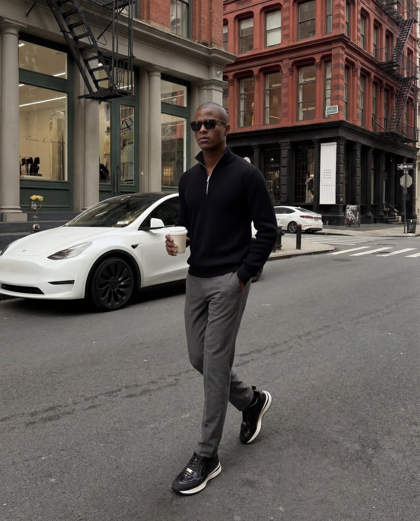La Zapatilla para Hombre Veneto de Cuero Negro