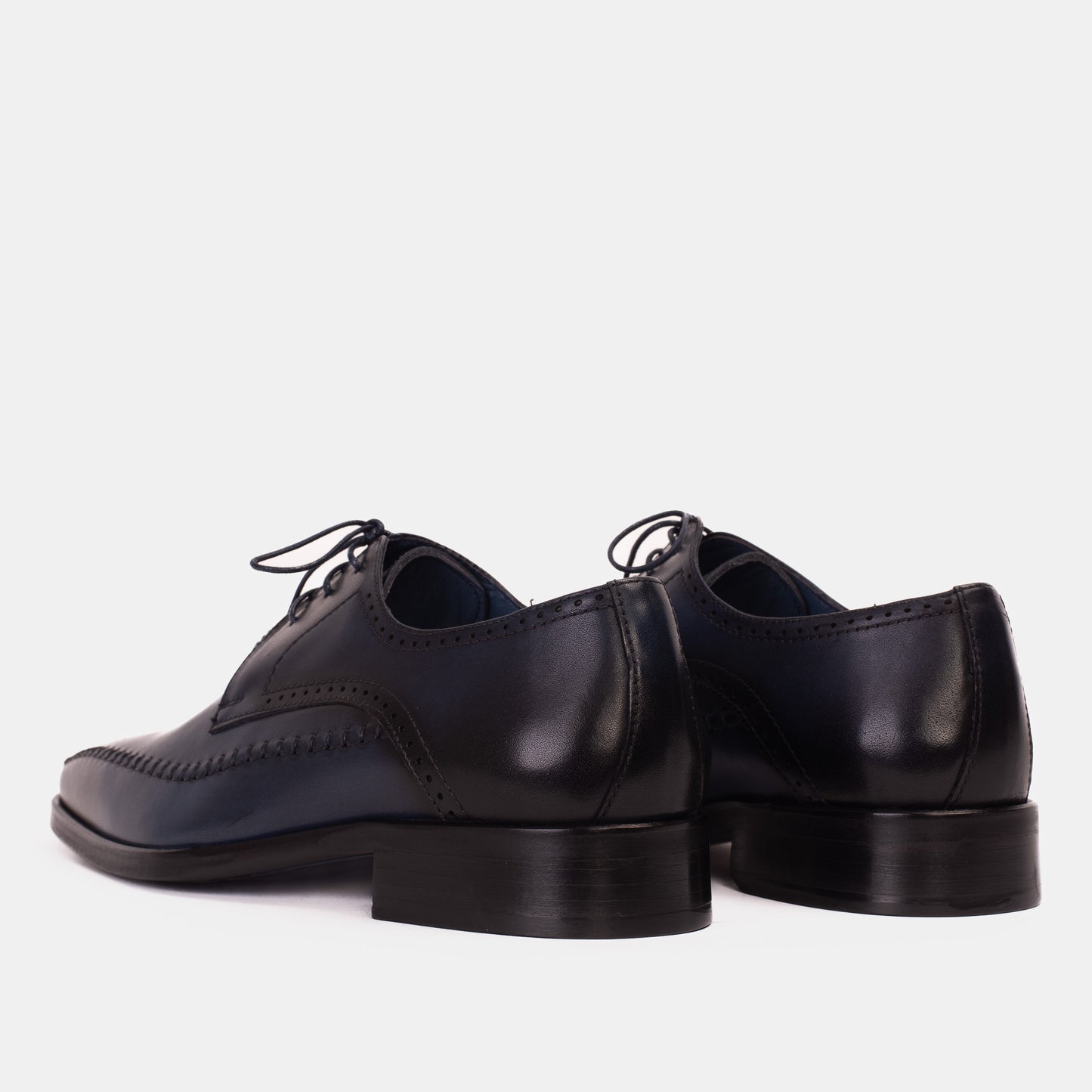 Zapato Derby de piel azul marino para hombre The Moon