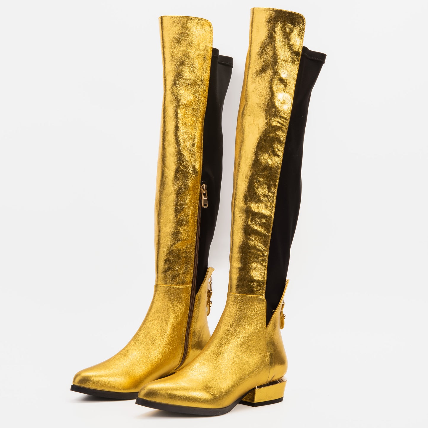 Las botas de mujer Fairoks de cuero dorado con punta afilada hasta la rodilla