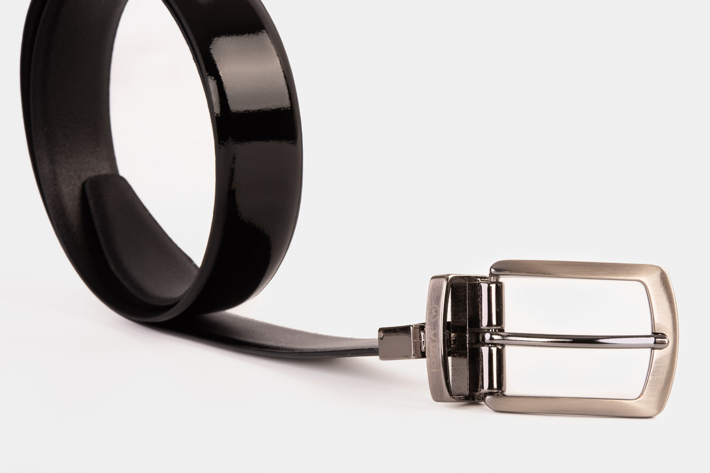 Cinturón reversible de charol negro The Sun 