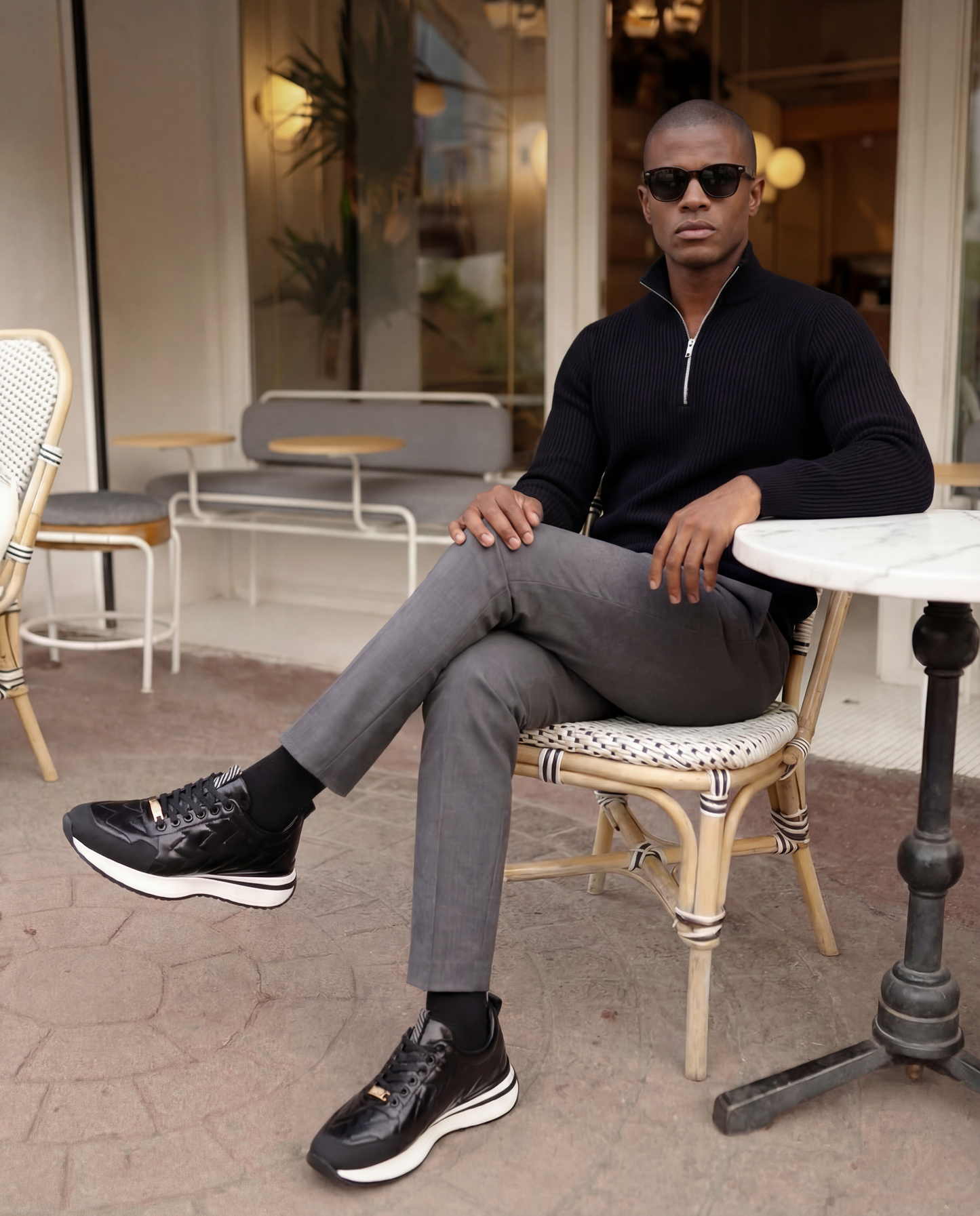 La Zapatilla para Hombre Veneto de Cuero Negro
