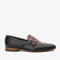 Zapato de hombre con doble hebilla tejida en color negro y burdeos de Vatra