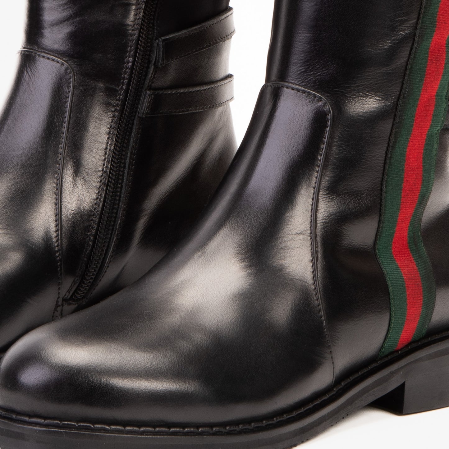 Las botas de cuero negro de rodilla alta Manhattan Luxe