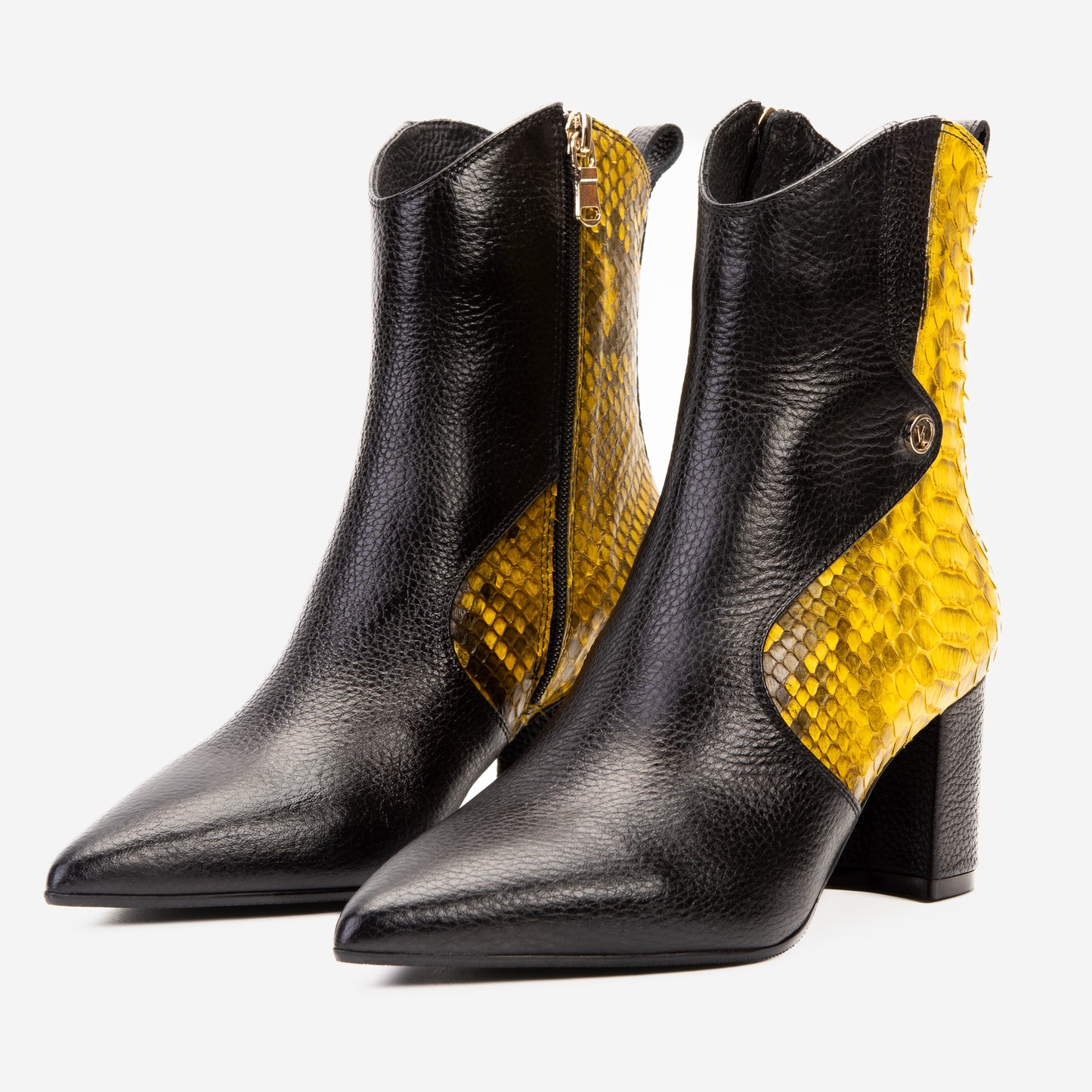 Las botas de mujer de tacón bloque de cuero Pythn amarillo Saturno