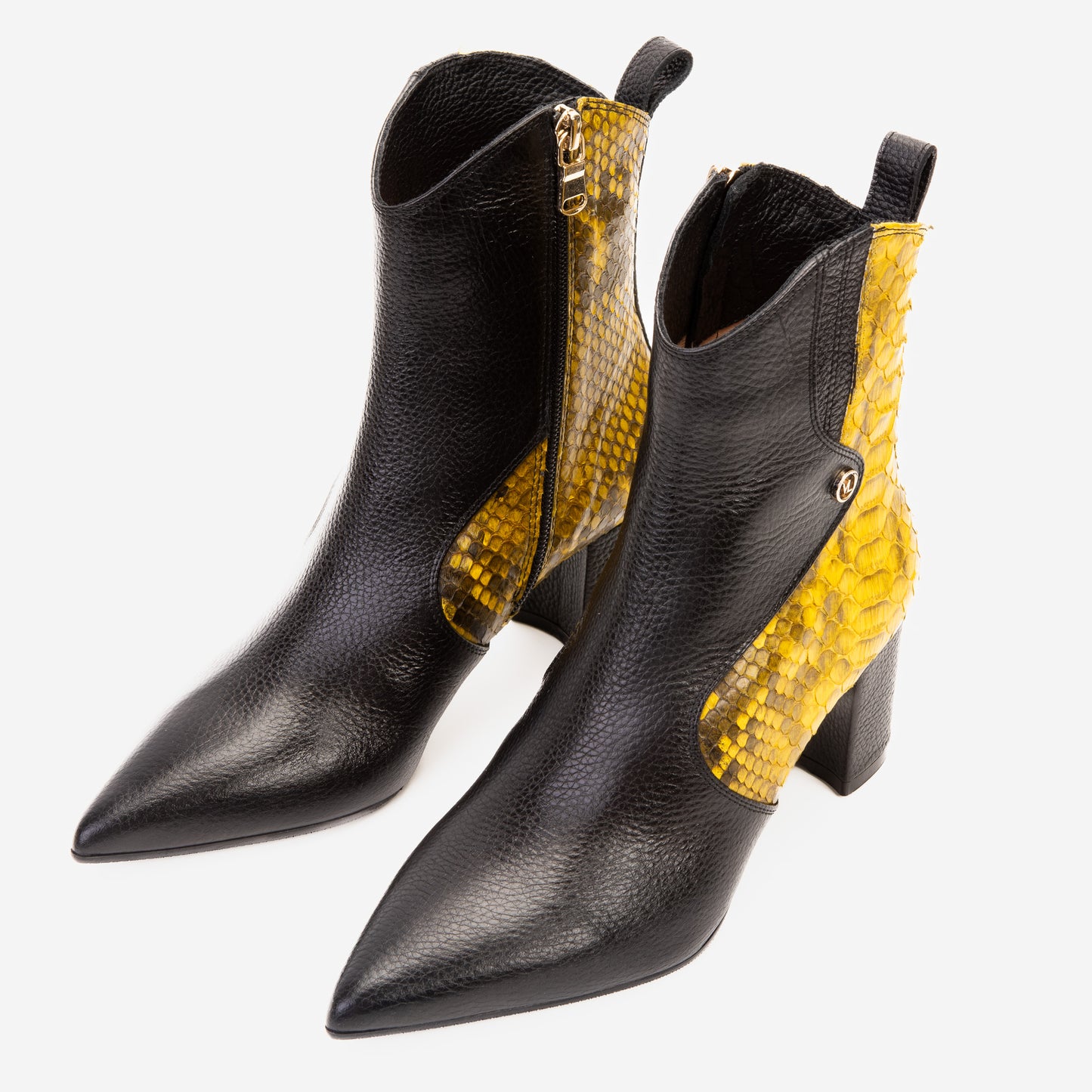 Las botas de mujer de tacón bloque de cuero Pythn amarillo Saturno
