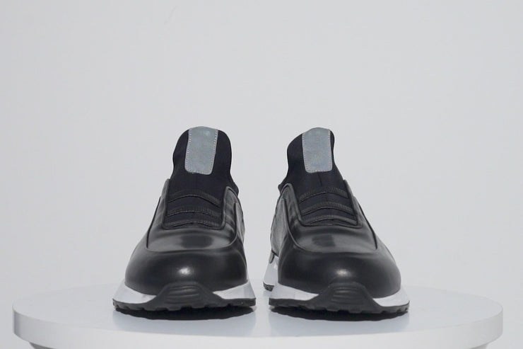 The Sonoma Plain Black Leather Sneaker