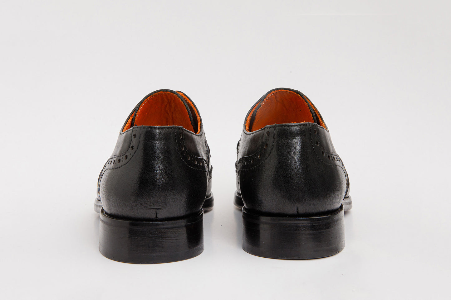The Neiva Black & White Wingtip Semi Brogue Derby Men Shoe