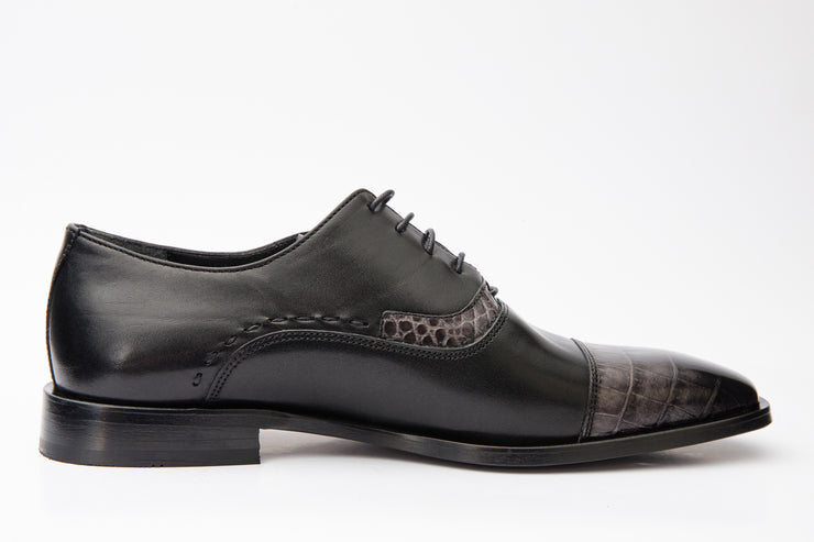 The Yukon Black Single Brogue Cap Toe Oxford Shoe